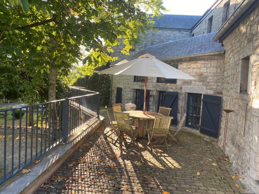 Les Confidences De Messire Sanglier, Stylished Guest Houses Beauraing Bilik gambar