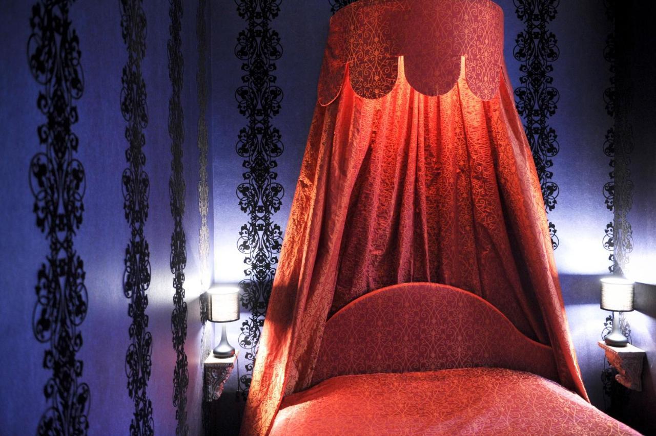 Les Confidences De Messire Sanglier, Stylished Guest Houses Beauraing Bilik gambar